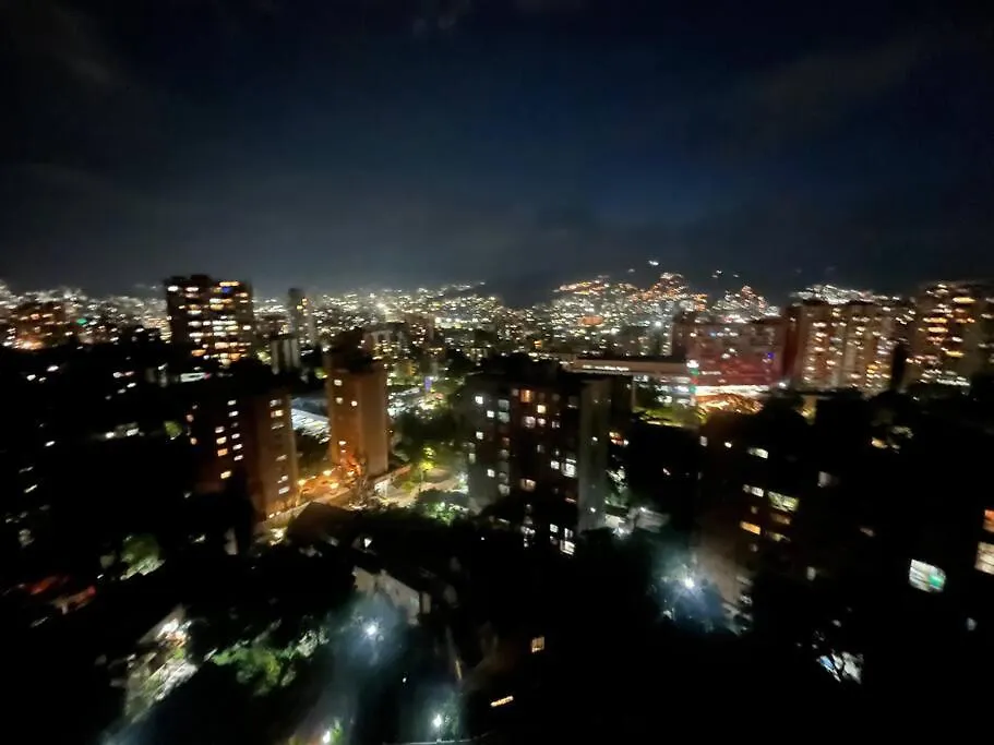 Mountain And City Views Loft Ultra-Fast Internet Medellín Apartament